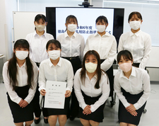 看護学科の学生11名が「徳島県薬物乱用防止指導員」の委嘱を受けました